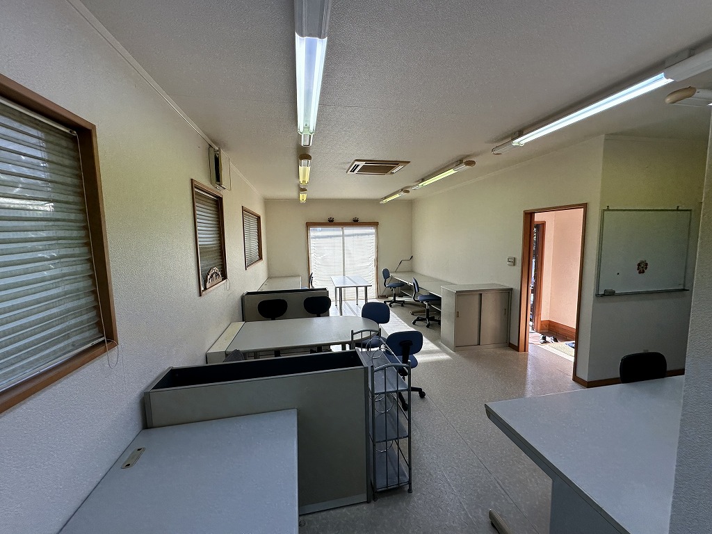 姫路市東辻井3丁目　学習塾跡店舗