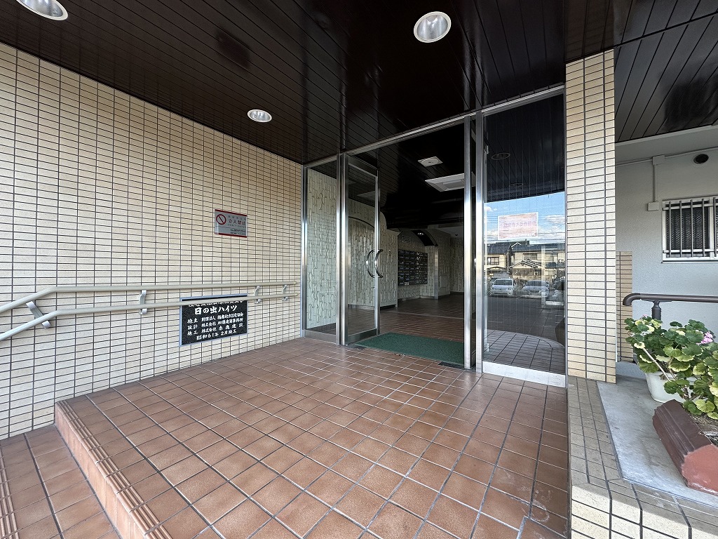 日の出ハイツ　オーナーチェンジ物件