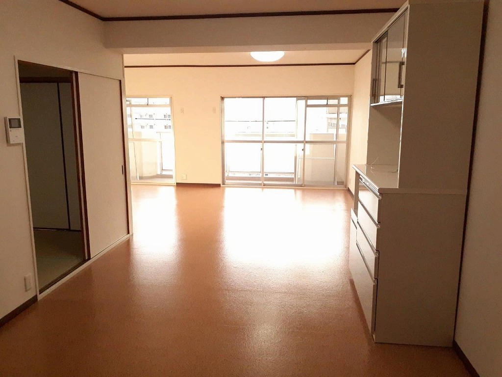 日の出ハイツ　オーナーチェンジ物件