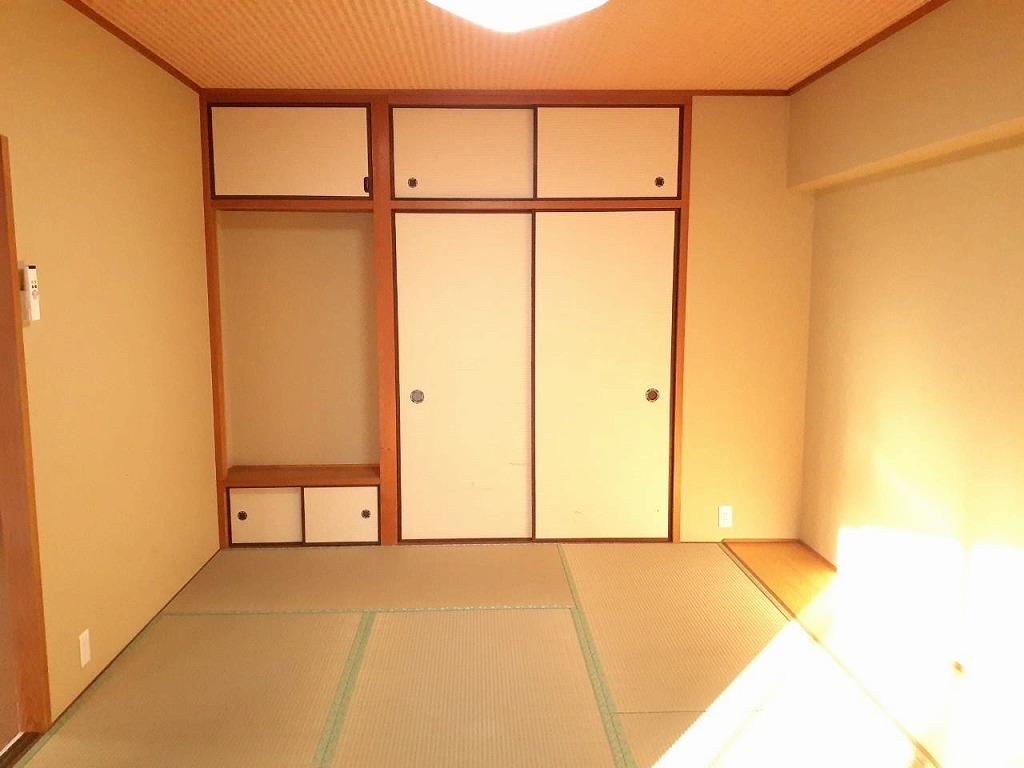 日の出ハイツ　オーナーチェンジ物件