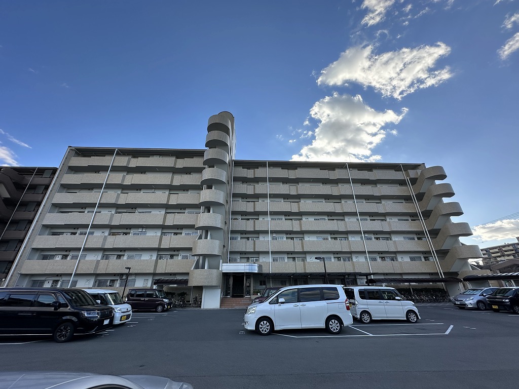 日の出ハイツ　オーナーチェンジ物件