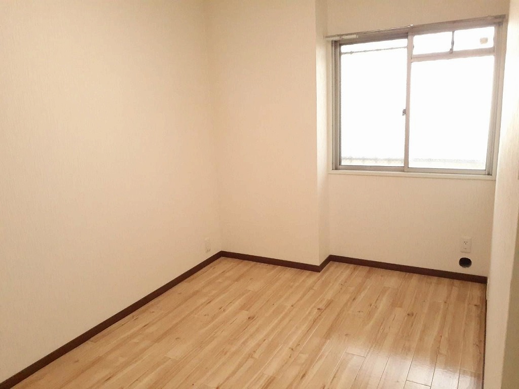 日の出ハイツ　オーナーチェンジ物件